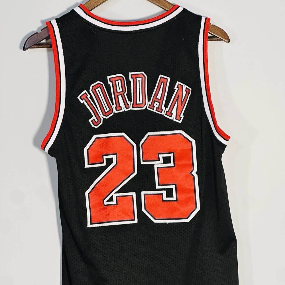 Vintage 90's‎ Nike Chicago Bulls Jersey NBA Jordan #23 Men's Med EUC - Picture 6 of 8